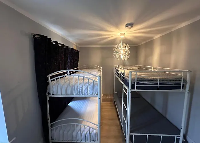 Hostel Airport And Dcu, No Parking Dublin